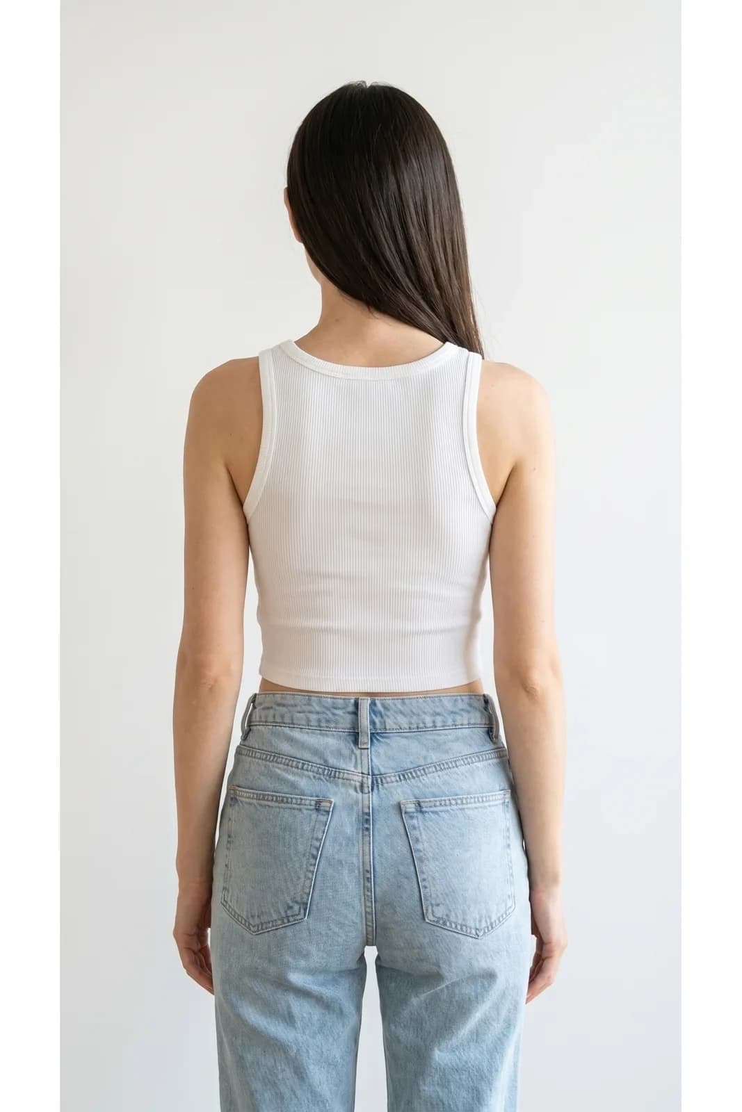 Kapalı Yaka Crop Büstiyer Beyaz