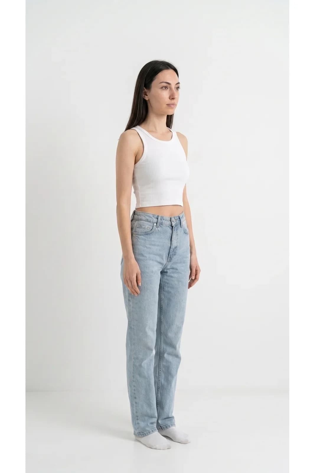 Kapalı Yaka Crop Büstiyer Beyaz